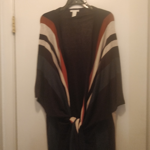 Versatile Wrap - Picture 2 of 2